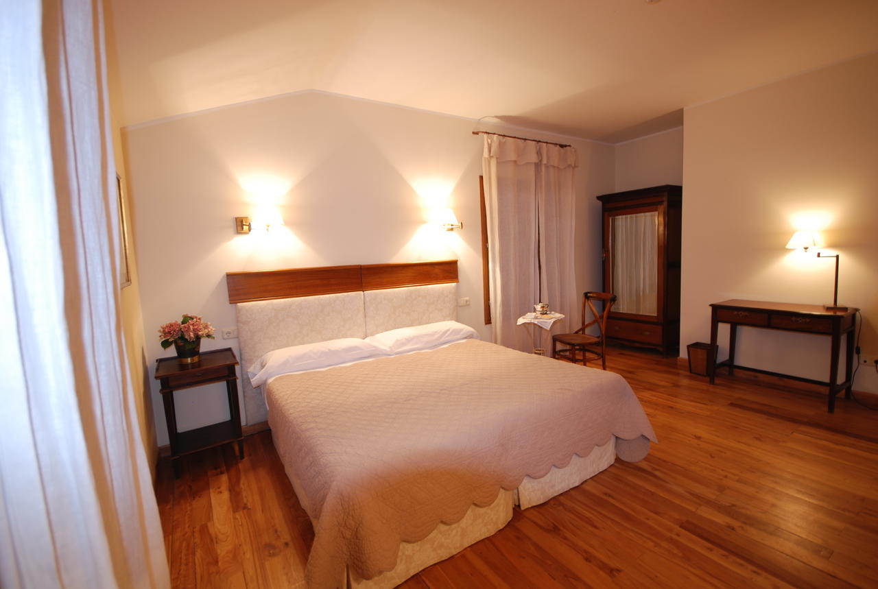 Hotel Del Verde Al Amarillo Penasrubias de Piron Luaran gambar