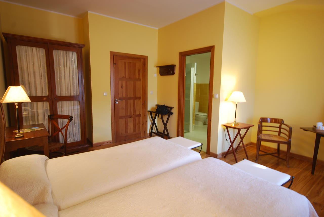Hotel Del Verde Al Amarillo Penasrubias de Piron Luaran gambar