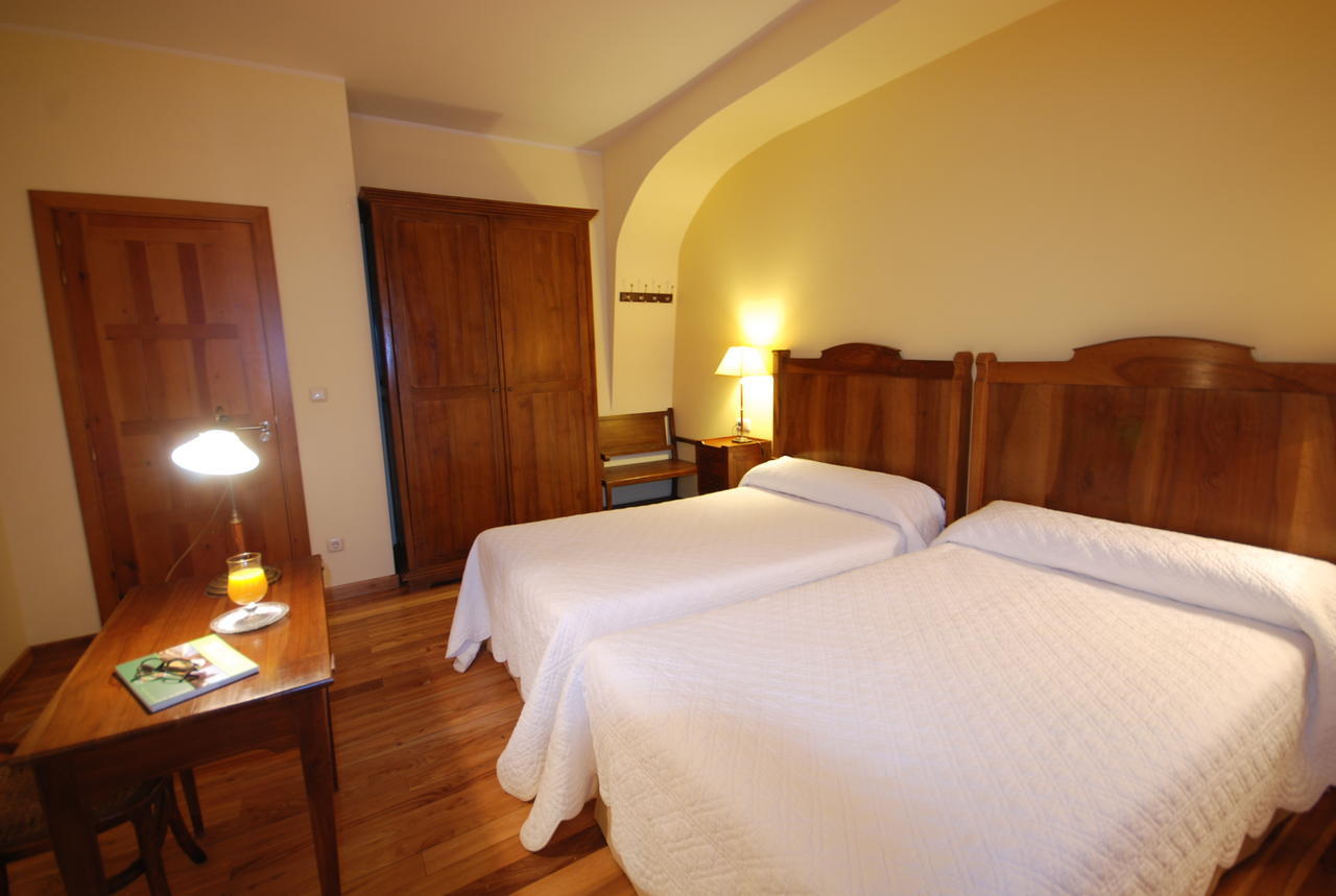 Hotel Del Verde Al Amarillo Penasrubias de Piron Luaran gambar